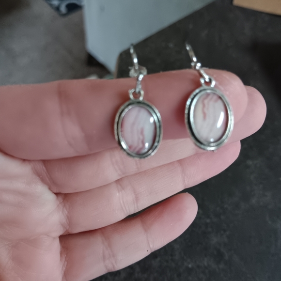 New Pink Earrings - Picture 2 of 3